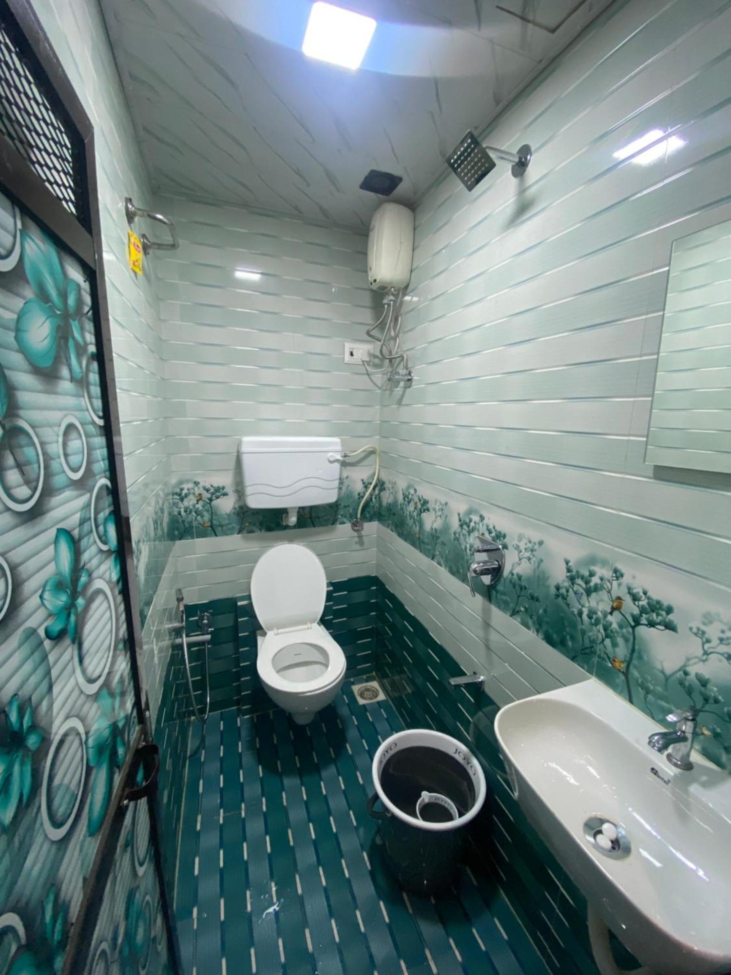 Hotel O Sai Residency Mumbai Exterior photo