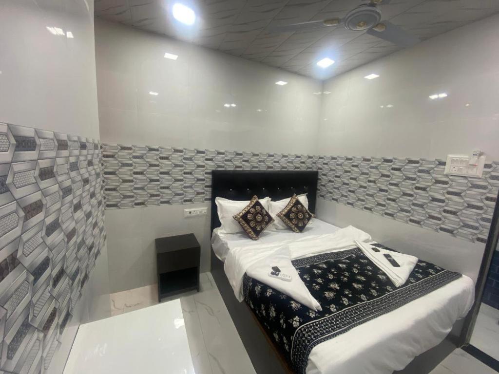 Hotel O Sai Residency Mumbai Exterior photo